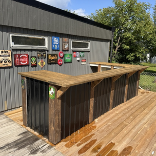 The outdoor bar is ready!